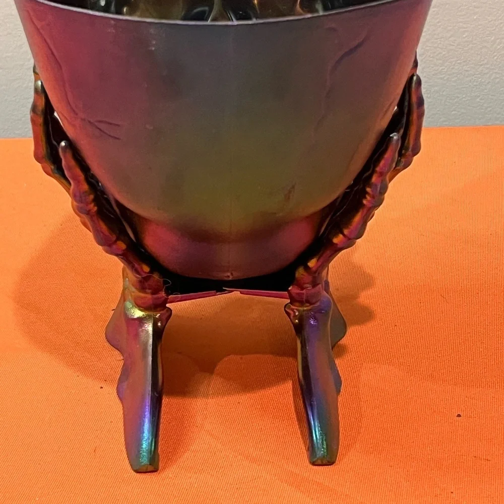 6/$25 Iridescent Skull Candy bowl - Picture 6 of 10